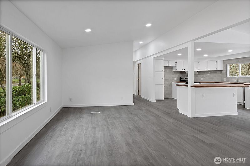 4th image of 3722 Delphi Road SW