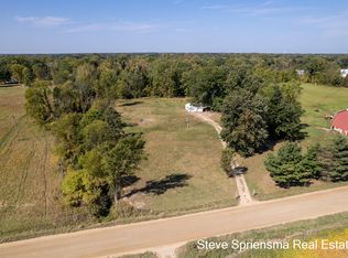 9979 52nd Ave, Allendale, MI 49401
