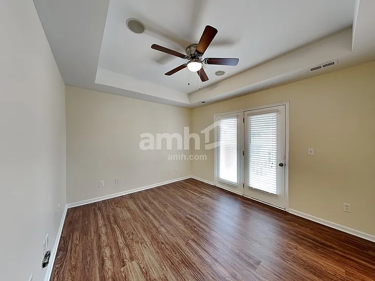 11109 Aprilia Ln — Photo 9