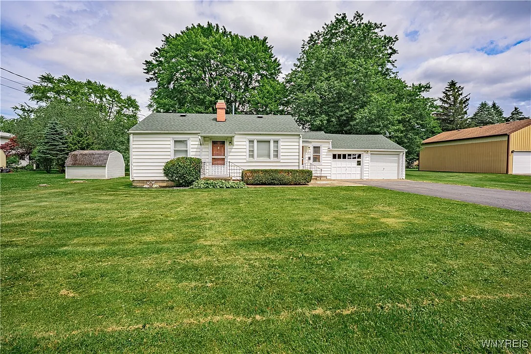 2659 Grace Ave photo 1