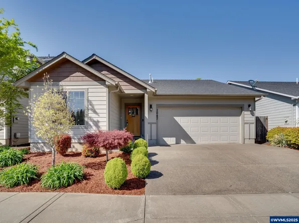 1047 Taurus Loop NE, Keizer, OR 97303