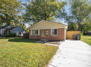 11725 Cornell St, Taylor, MI 48180