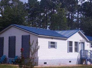 350 Holly Dr, Southport, NC 28461