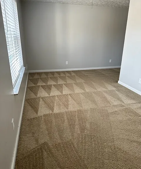 Sleepy Hollow Townhomes — Photo 3