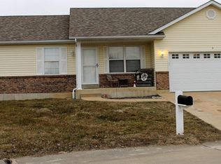 5 Trail Blaze Cir, Festus, MO 63028