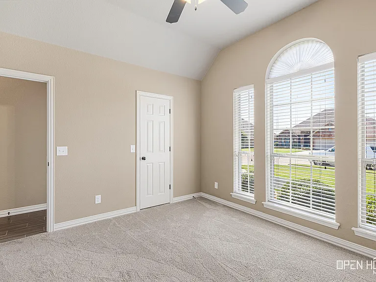 5009 Lantana Dr — Photo 17