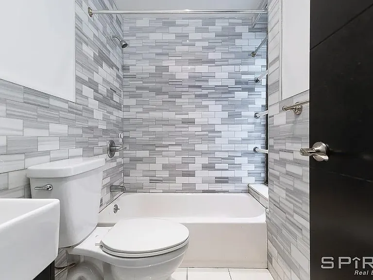 204 W 108th St #53 — Photo 8