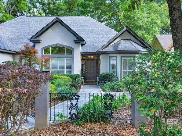 4 Greenbrier Ln, Fairhope, AL 36532