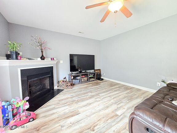 5th image of 205 Bell Ridge Lane