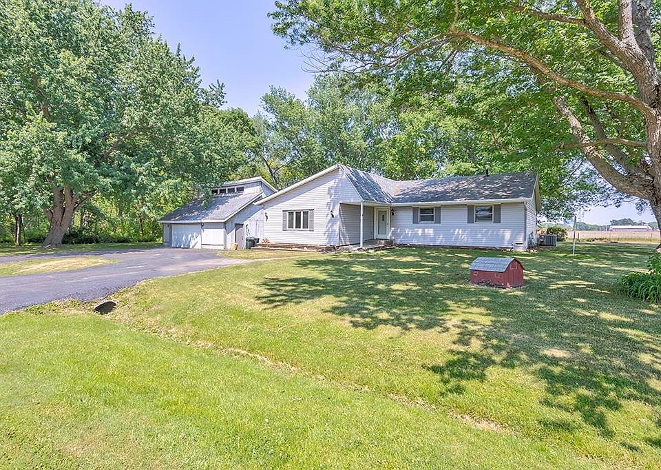 7361 Oak Dr, Stillman Valley, IL 61084 Zillow