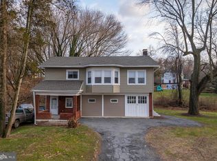 3118 Oley Turnpike Rd, Reading, PA 19606