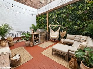 38-10 30th St #1, Long Island City, NY 11101