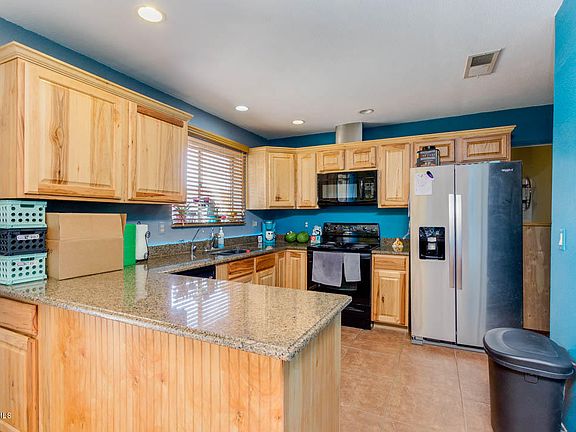 4th image of 1875 S Buena Vista Dr