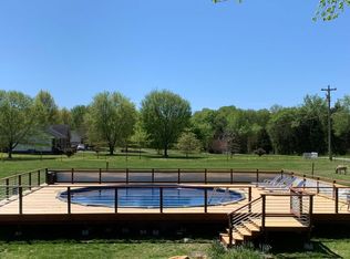 7283 W Cook Rd, Springfield, TN 37172