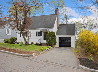 25 Boston Rock Rd, Melrose, MA 02176