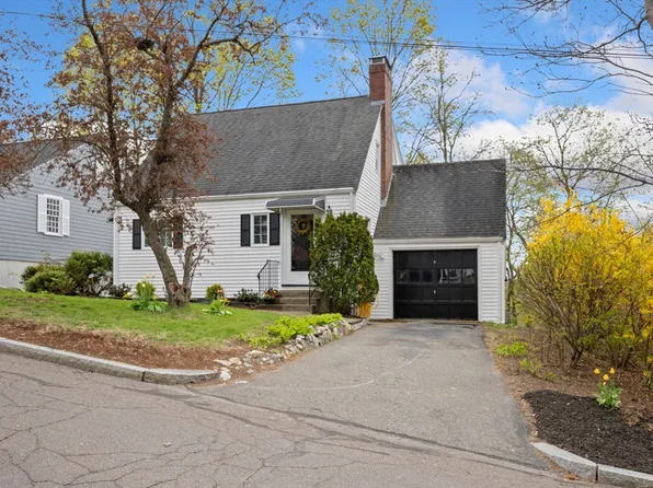 25 Boston Rock Rd, Melrose, MA 02176