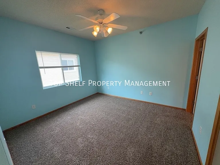 1207 NE 5th Ln #4 — Photo 7
