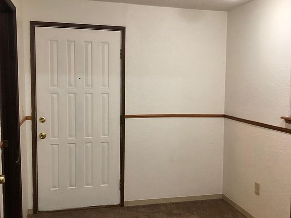 4th image of 10805 157th Street Ct E APT 1