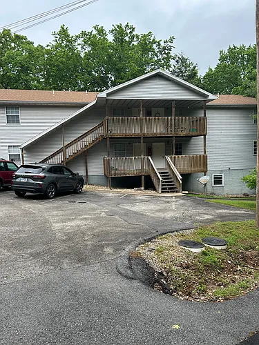 190 Walker Rd Photo 1