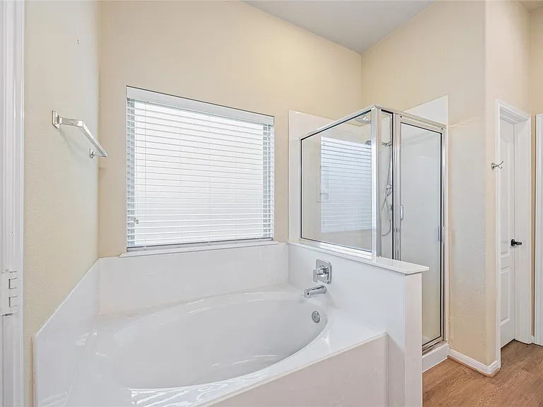39 Butternut Grove Pl — Photo 16