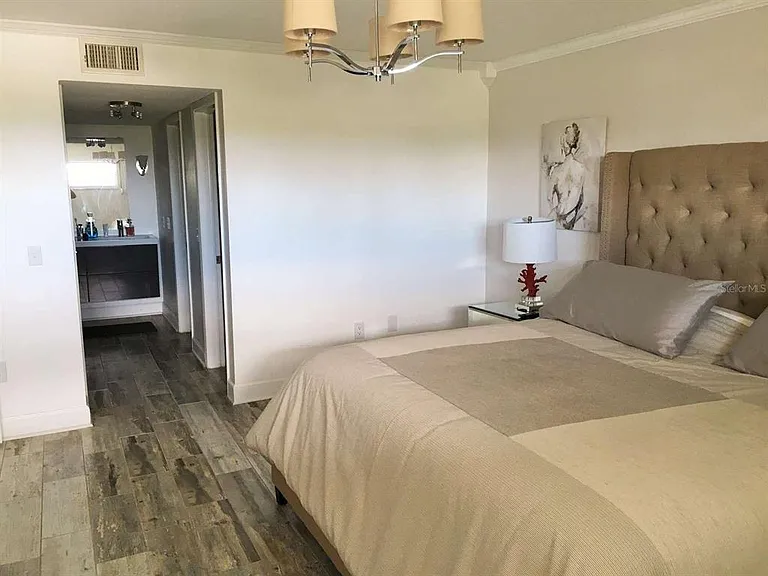 5000 Gulf Blvd #303 — Photo 15