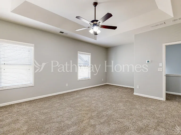 3922 Lake Manor Way — Photo 13