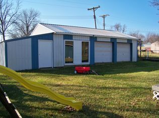 525 E 3rd St, Adrian, MO 64720