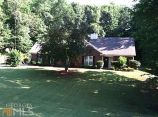 105 Saddlebrook Ct, Lagrange, GA 30240