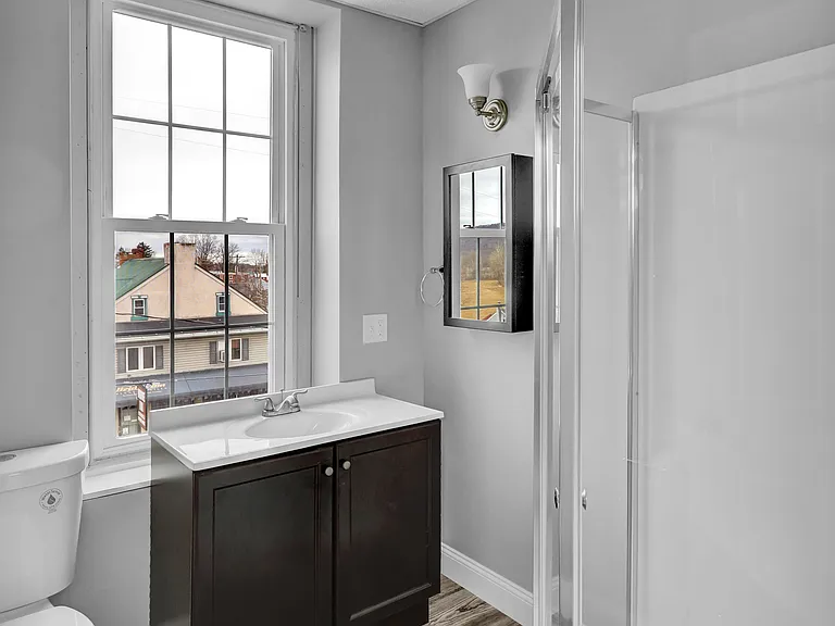 2693 W Philadelphia Ave #B — Photo 7