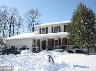 11 Herrington Dr, Upper Marlboro, MD 20774