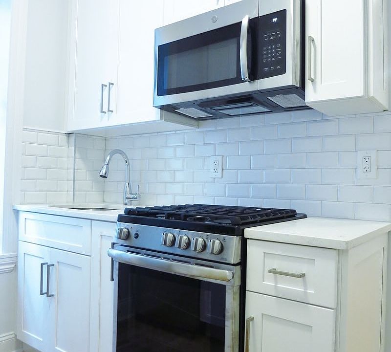 1st image of 512 E 79th St APT 1G