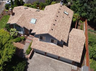 3275 Opal Ln, Eugene, OR 97405