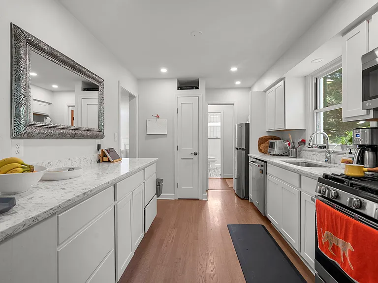 9311 Woodland Dr — Photo 14