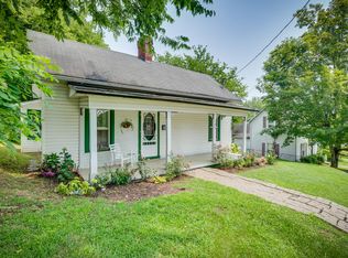 105 S 3rd Ave, Jonesborough, TN 37659