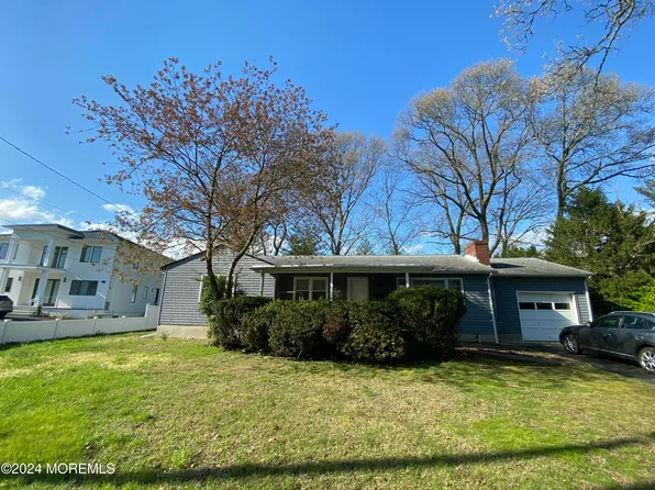311 Roosevelt Ave, Oakhurst, NJ 07755