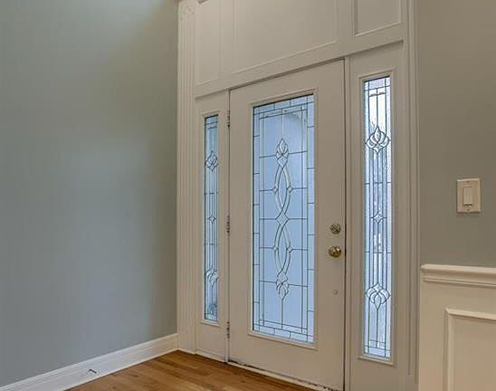 2nd image of 1142 Crimson Ln