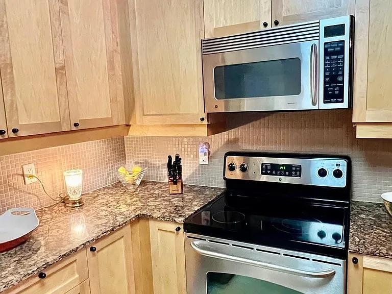8889 Caminito Plaza Centro #7229 — Photo 4