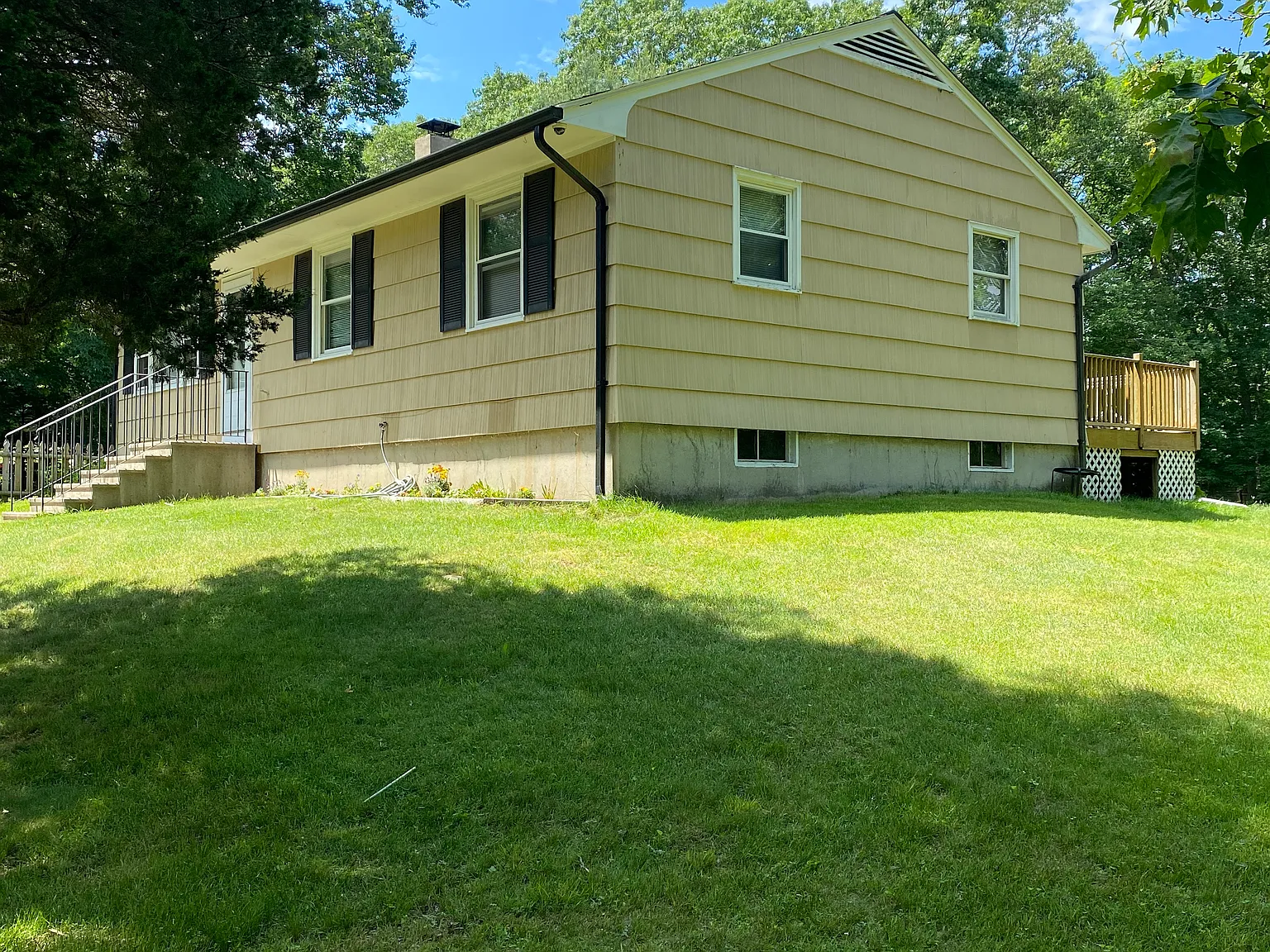 48 Vinegar Hill Rd — Photo 1