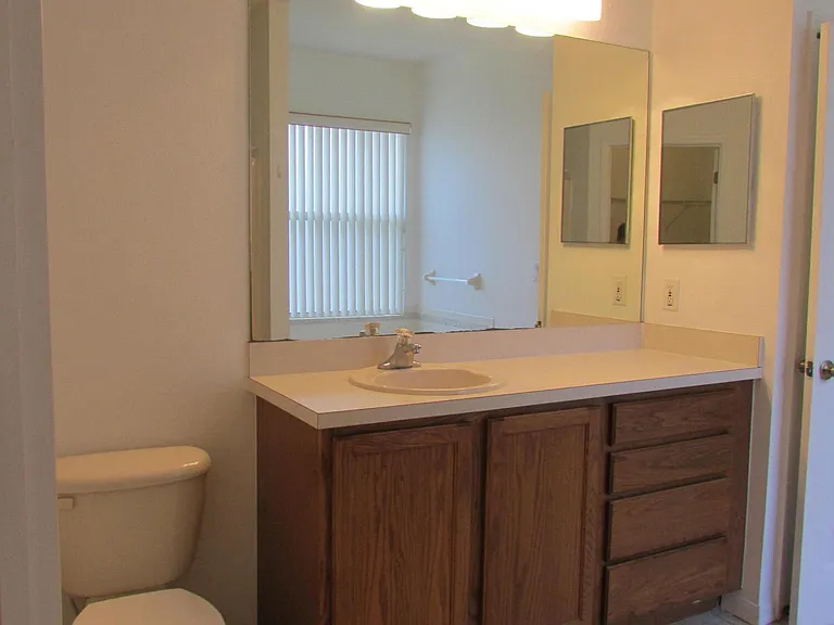 4192 Collinwood Dr — Photo 11