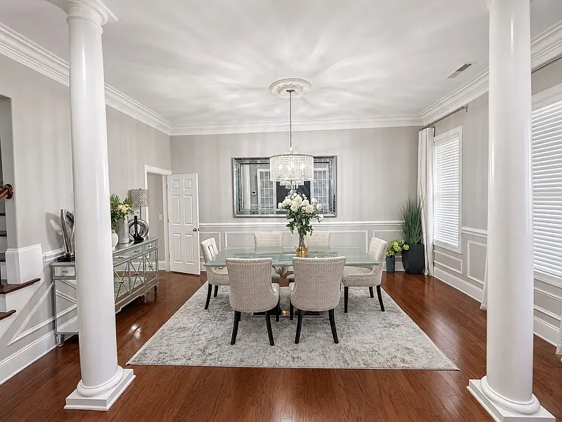 4 bed, 3.5 bath, 3323 sqft, $3,500 — Photo 2
