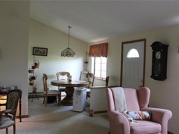 5th image of 3518 Winchester Dr