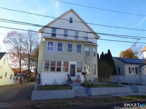 31 Vega Street, New Britain, CT 06051