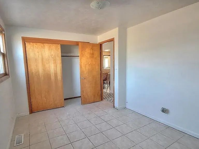 525 N Clarmar Ave #4 — Photo 3