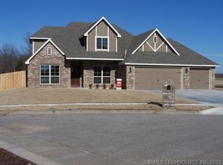 8010 N 144th East Ave, Owasso, OK 74055