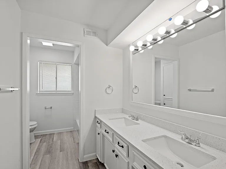 8307 Braesview Ln — Photo 17