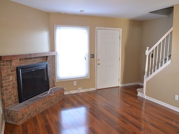 4th image of 1724 N Marywood Ave