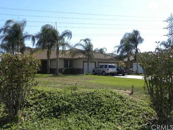 3rd image of 18925 Palomino Ct