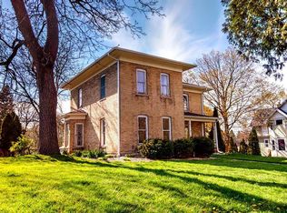 337 N Pleasant Ave, Jefferson, WI 53549