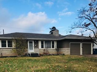 2825 S Stewart Ave, Springfield, MO 65804
