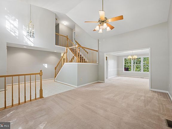 5th image of 23 Franklin Tree Ct